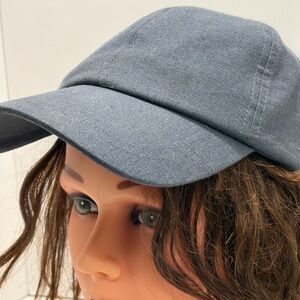 H&M Women’s Casual Gray Cap/Hat NWOT